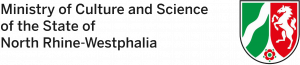 Logo des Ministeriums für Kultur und Wissenschaft des Landes Nordrhein-Westfalen mit Text in Schwarz und dem NRW-Landeswappen auf transparentem Hintergrund.